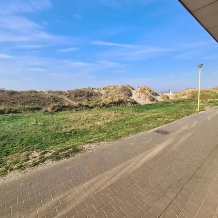 In Koksijde Near The Beach, Cleaning Included Appartement *