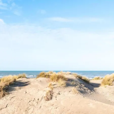 In Koksijde Near The Beach, Cleaning Included Διαμέρισμα